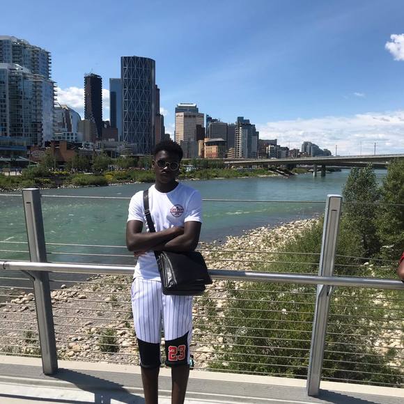 Meet your Posher, Sekou - Picture 1 of 1